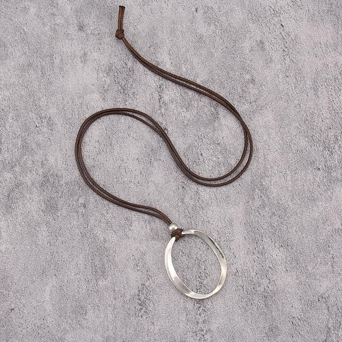 Boho Leather Necklace Women Bohemian Brown Circle Pendant Necklace Choker Long Necklaces for Women Boho Ring Large Pendant