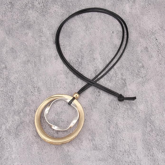 Boho Leather Necklace Women Bohemian Brown Circle Pendant Necklace Choker Long Necklaces for Women Boho Ring Large Pendant