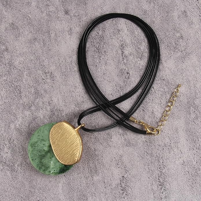 Boho Leather Necklace Women Bohemian Brown Circle Pendant Necklace Choker Long Necklaces for Women Boho Ring Large Pendant