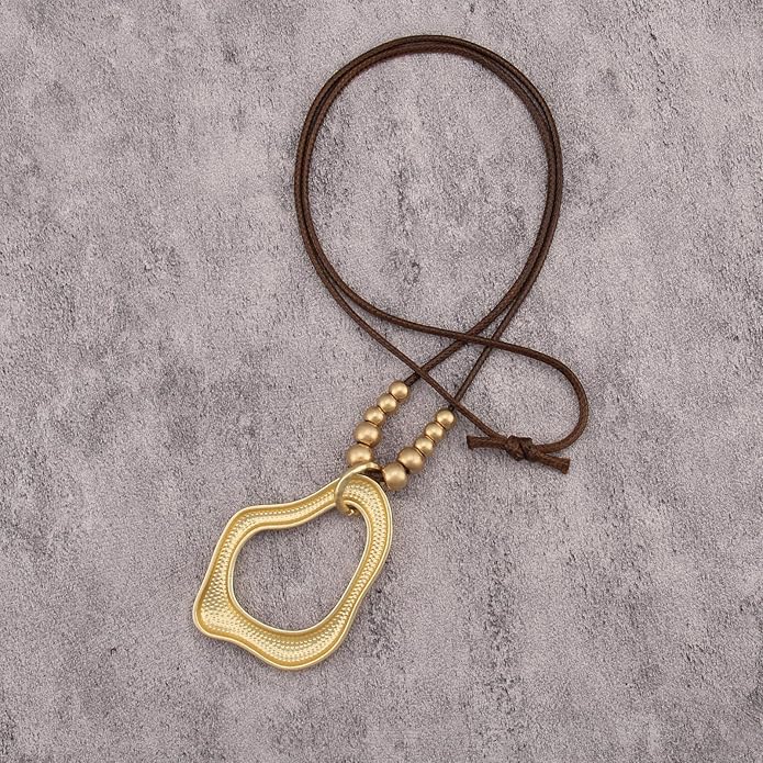 Boho Leather Necklace Women Bohemian Brown Circle Pendant Necklace Choker Long Necklaces for Women Boho Ring Large Pendant