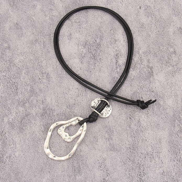 Boho Leather Necklace Women Bohemian Brown Circle Pendant Necklace Choker Long Necklaces for Women Boho Ring Large Pendant
