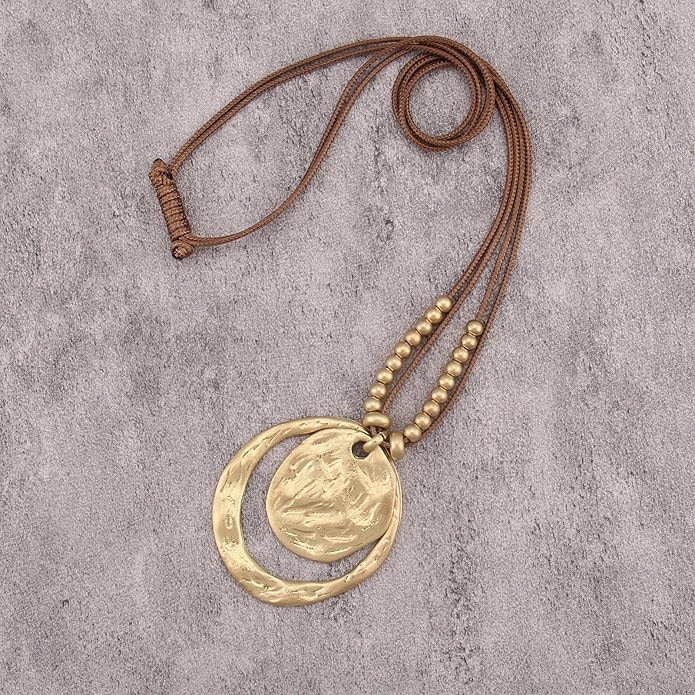 Boho Leather Necklace Women Bohemian Brown Circle Pendant Necklace Choker Long Necklaces for Women Boho Ring Large Pendant