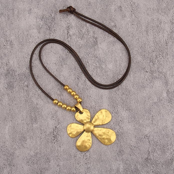 Boho Leather Necklace Women Bohemian Brown Circle Pendant Necklace Choker Long Necklaces for Women Boho Ring Large Pendant