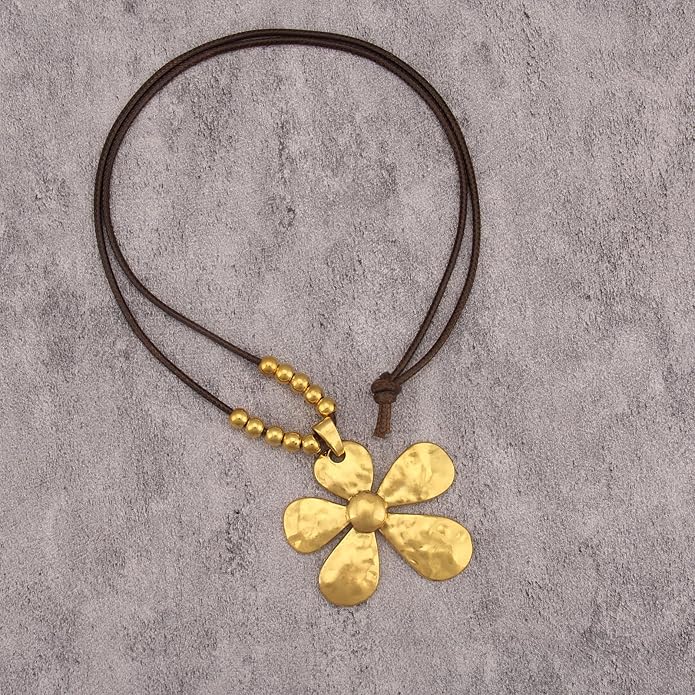 Boho Leather Necklace Women Bohemian Brown Circle Pendant Necklace Choker Long Necklaces for Women Boho Ring Large Pendant