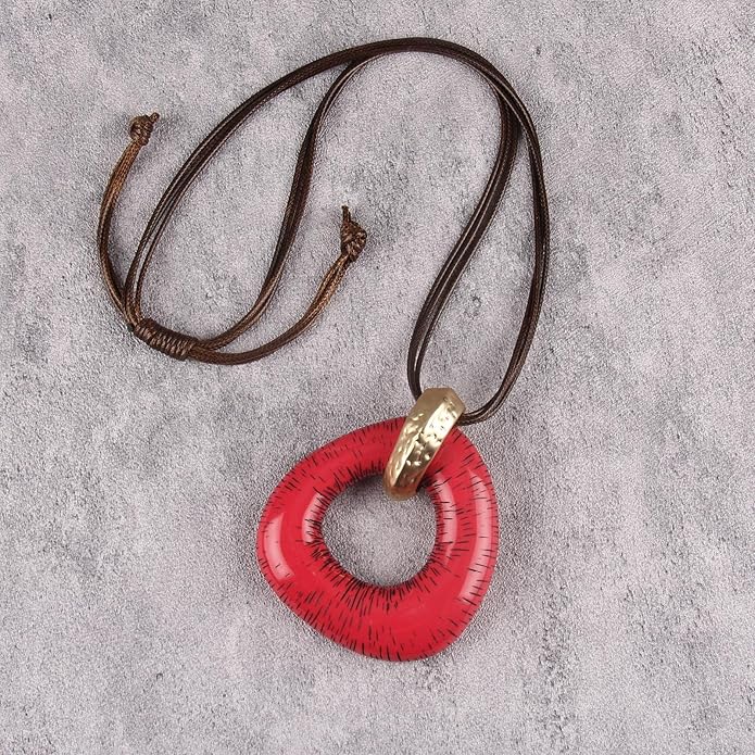Boho Leather Necklace Women Bohemian Brown Circle Pendant Necklace Choker Long Necklaces for Women Boho Ring Large Pendant