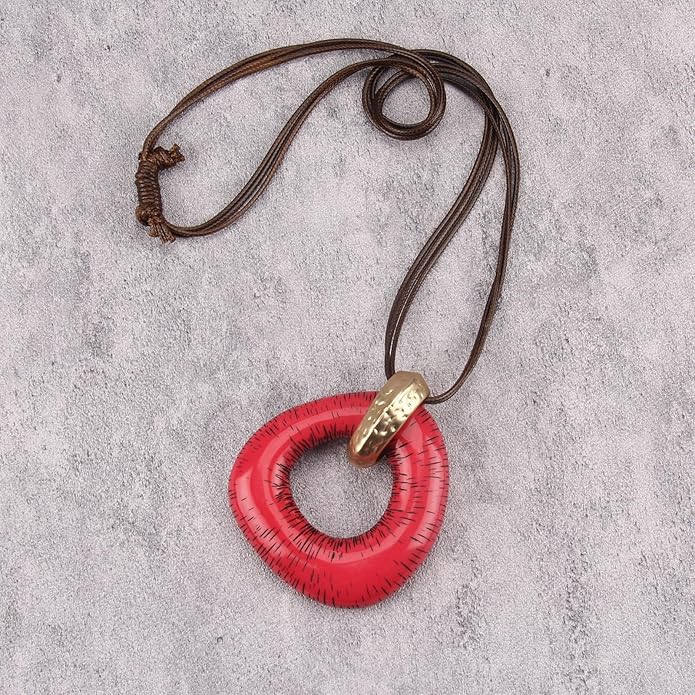 Boho Leather Necklace Women Bohemian Brown Circle Pendant Necklace Choker Long Necklaces for Women Boho Ring Large Pendant