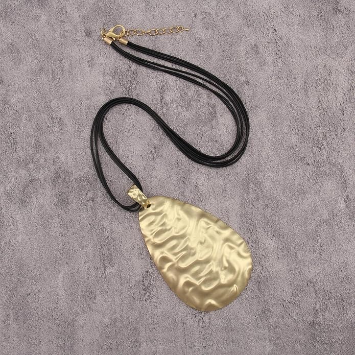 Boho Leather Necklace Women Bohemian Brown Circle Pendant Necklace Choker Long Necklaces for Women Boho Ring Large Pendant