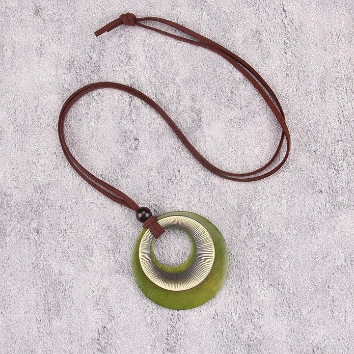 Boho Leather Necklace Women Bohemian Brown Circle Pendant Necklace Choker Long Necklaces for Women Boho Ring Large Pendant