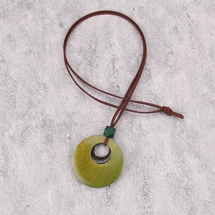 Boho Leather Necklace Women Bohemian Brown Circle Pendant Necklace Choker Long Necklaces for Women Boho Ring Large Pendant